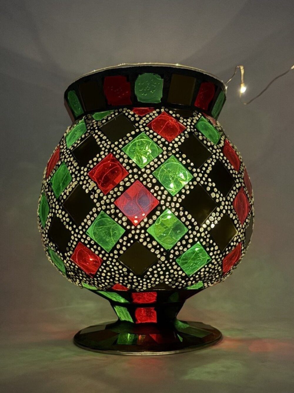 Home Interiors Holiday Red Green Gold Mosaic Diamond Tiles Vase Candle Holder